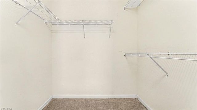 2981 Hyde Place Circle, Winston-salem, NC 27103