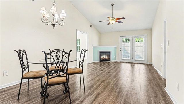 2981 Hyde Place Circle, Winston-salem, NC 27103