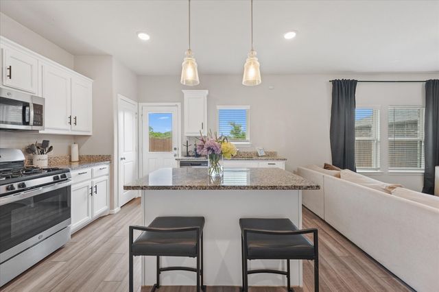 1128 Catalan Trail, Mesquite, TX 75149