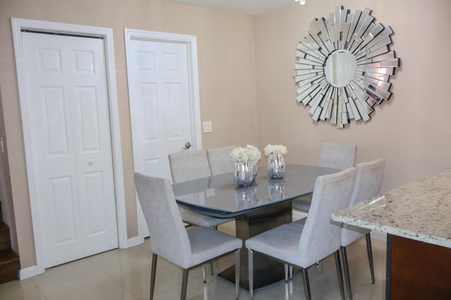 5702 Waterview Circle, Palm Springs, FL 33461