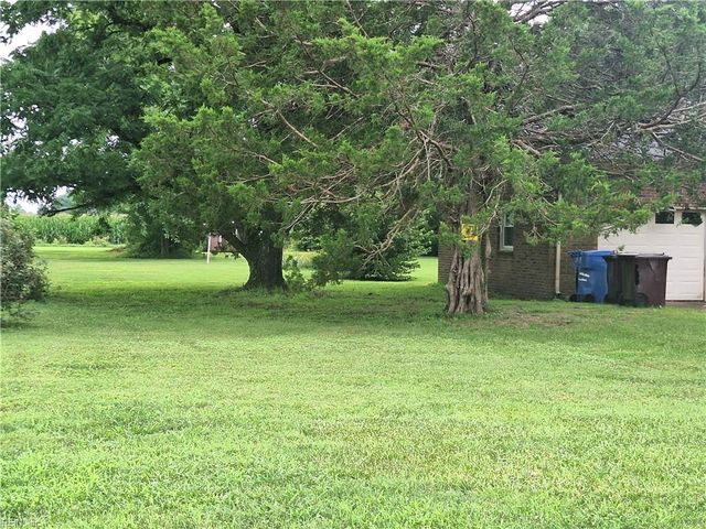 2423 Herring Ditch RD, Chesapeake, VA 23323