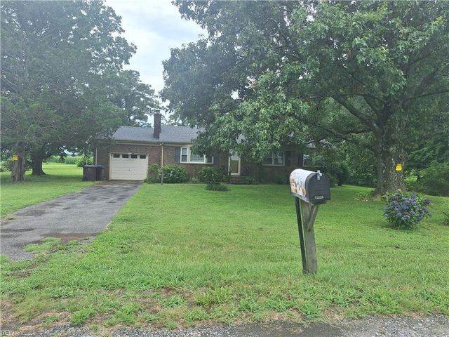2423 Herring Ditch RD, Chesapeake, VA 23323