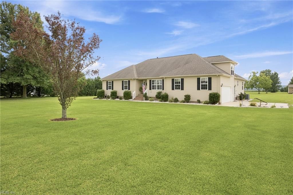 1221 Sanderson RD, Chesapeake, VA 23322