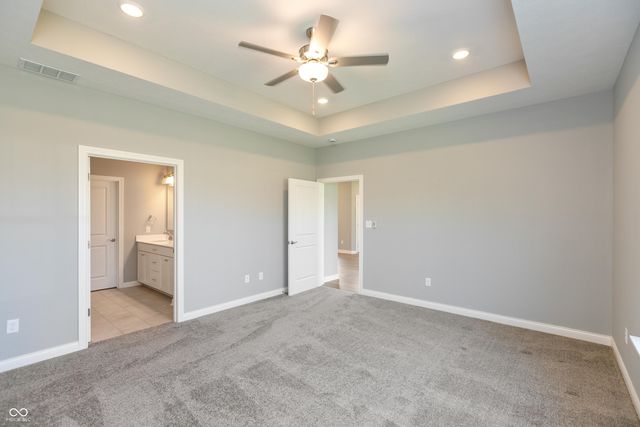 2327 Saddle Drive, Shelbyville, IN 46176