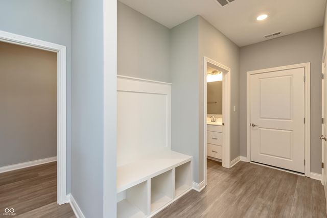 2327 Saddle Drive, Shelbyville, IN 46176