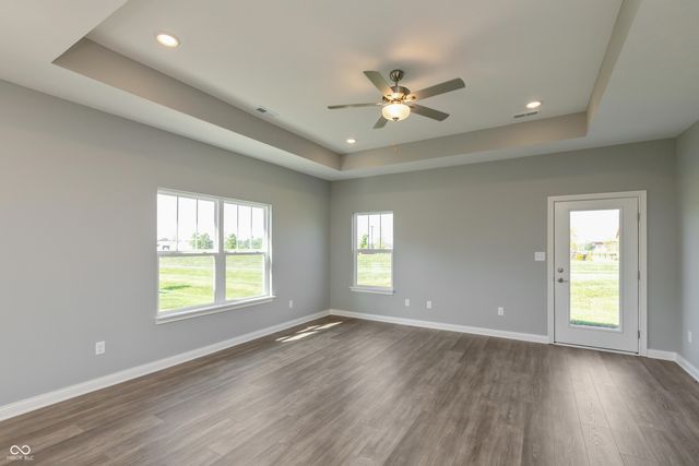 2327 Saddle Drive, Shelbyville, IN 46176