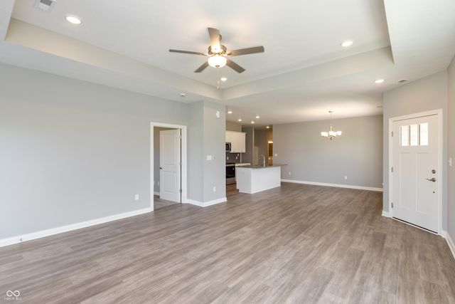 2327 Saddle Drive, Shelbyville, IN 46176