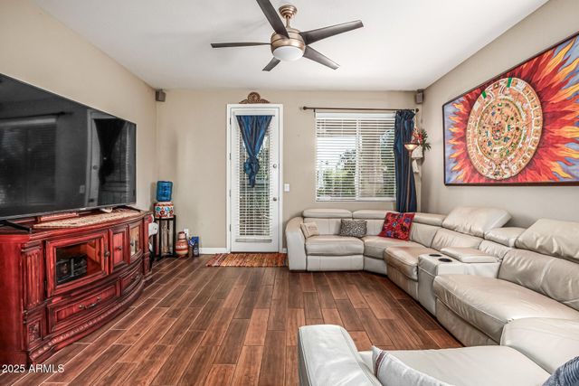 1635 N BEVERLY --, Mesa, AZ 85201