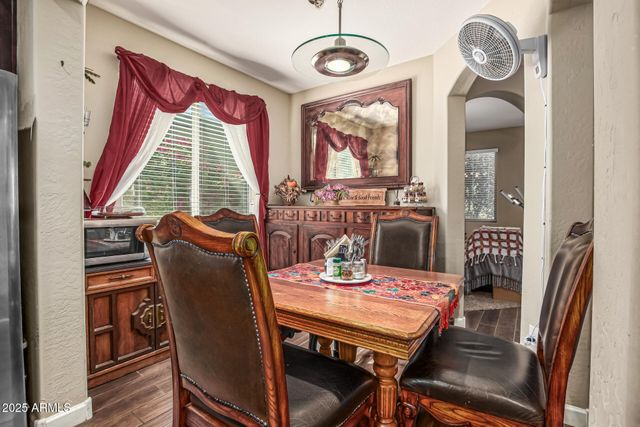 1635 N BEVERLY --, Mesa, AZ 85201