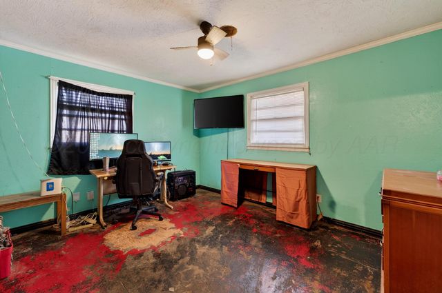 2519 9TH Avenue, Canyon, TX 79015