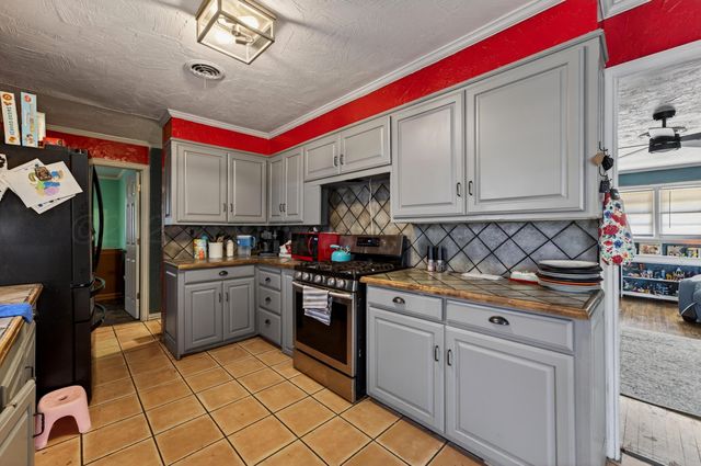 2519 9TH Avenue, Canyon, TX 79015