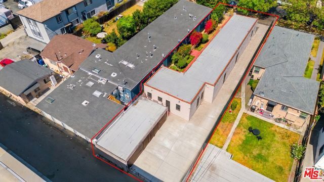 3427 S Bronson Avenue, Los Angeles, CA 90018