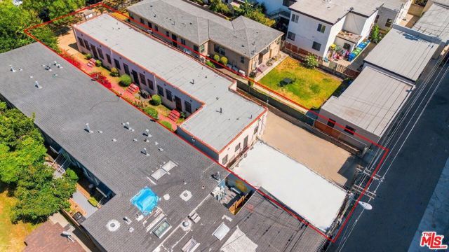 3427 S Bronson Avenue, Los Angeles, CA 90018