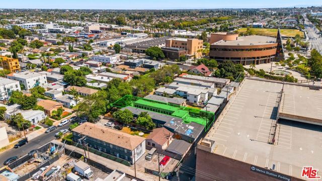 3427 S Bronson Avenue, Los Angeles, CA 90018