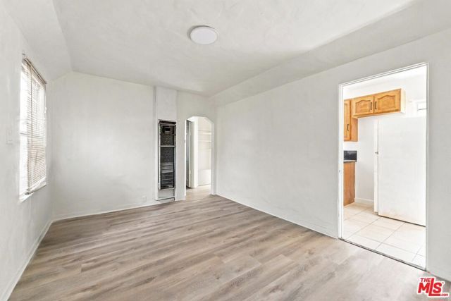 3427 S Bronson Avenue, Los Angeles, CA 90018