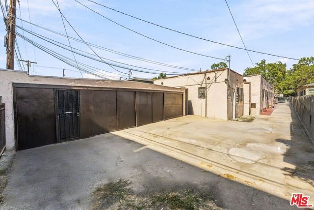 3427 S Bronson Avenue, Los Angeles, CA 90018