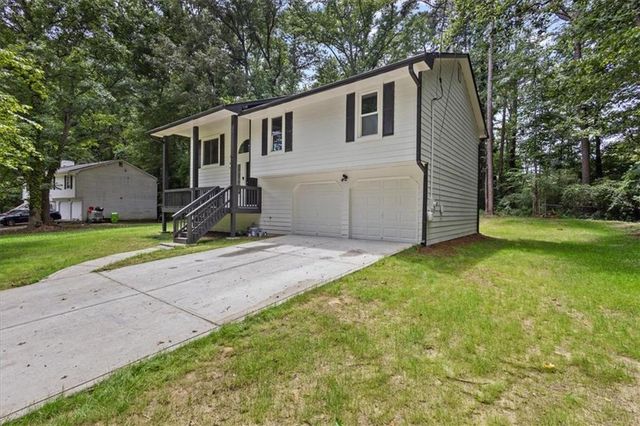 2152 Cedar Creek Lane, Lithia Springs, GA 30122
