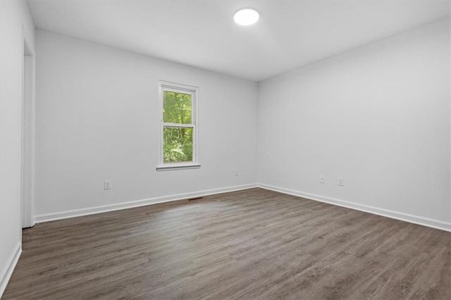 2152 Cedar Creek Lane, Lithia Springs, GA 30122