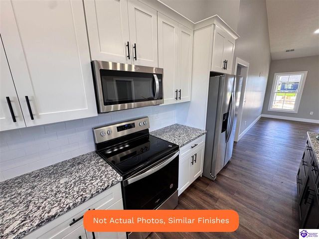 26 Robert Allen Lane, Brandenburg, KY 40108