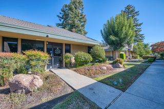 2743 E Shaw Avenue, Fresno, CA 93710