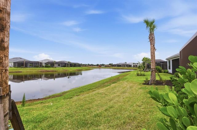 4923 EMPIRE LANDING RUN, Bradenton, FL 34211