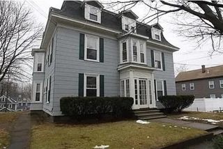 72 Linden St 203, Reading, MA 01867