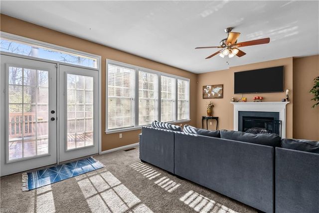 13468 Whippingham PW, Carrollton, VA 23314