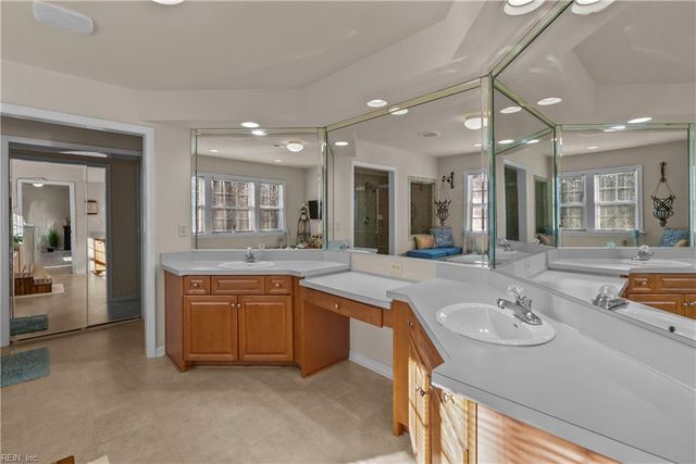 13468 Whippingham PW, Carrollton, VA 23314