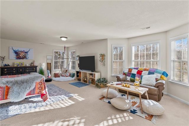 13468 Whippingham PW, Carrollton, VA 23314