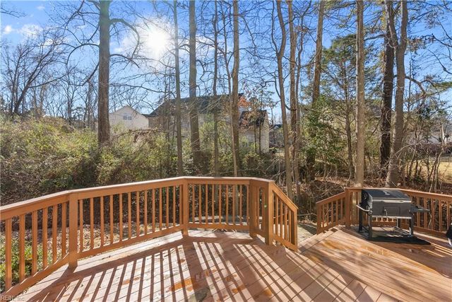 13468 Whippingham PW, Carrollton, VA 23314