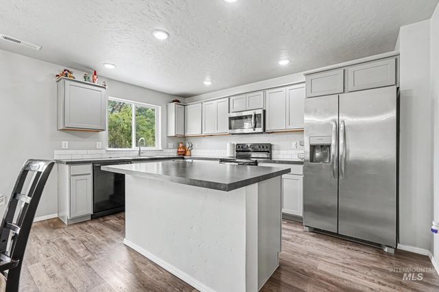 4406 S Yankees Wy, Nampa, ID 83686