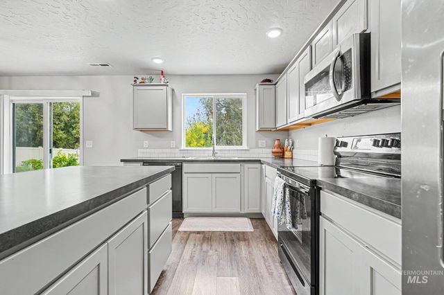 4406 S Yankees Wy, Nampa, ID 83686