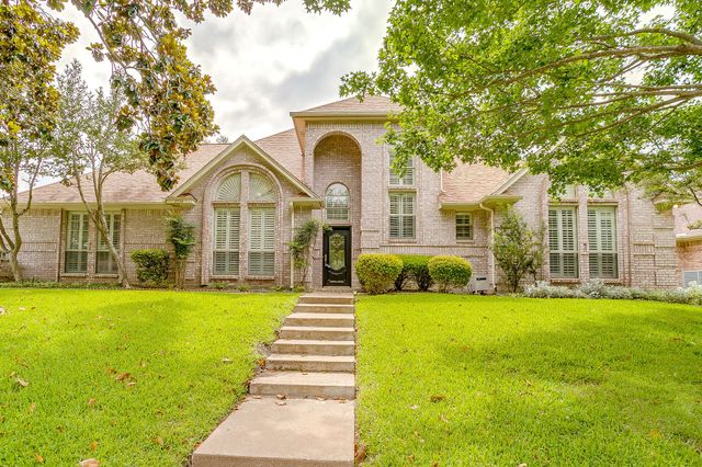 3736 Ben Creek Court, Fort Worth, TX 76008