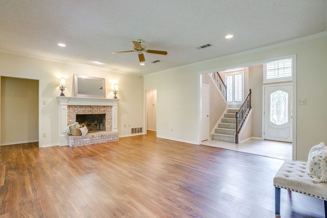 3736 Ben Creek Court, Fort Worth, TX 76008