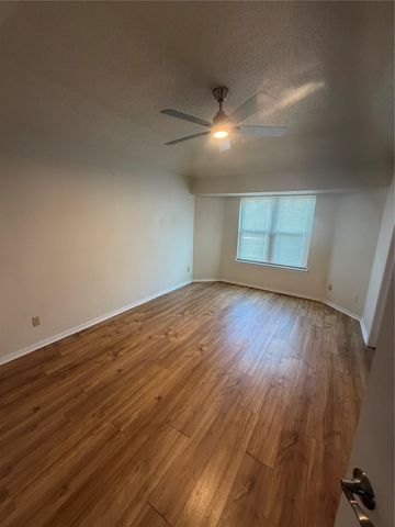 1100 York Castle DR, Pflugerville, TX 78660