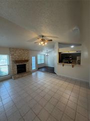 1100 York Castle DR, Pflugerville, TX 78660