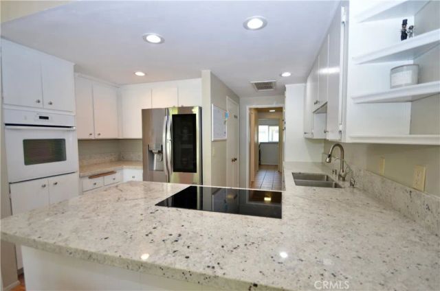 3404 Oak Cliff Drive 3, Fallbrook, CA 92028