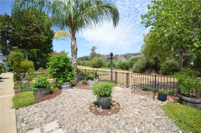 3404 Oak Cliff Drive 3, Fallbrook, CA 92028