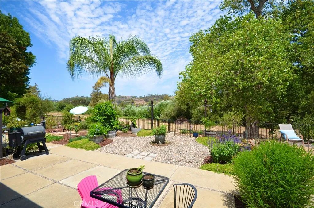 3404 Oak Cliff Drive 3, Fallbrook, CA 92028