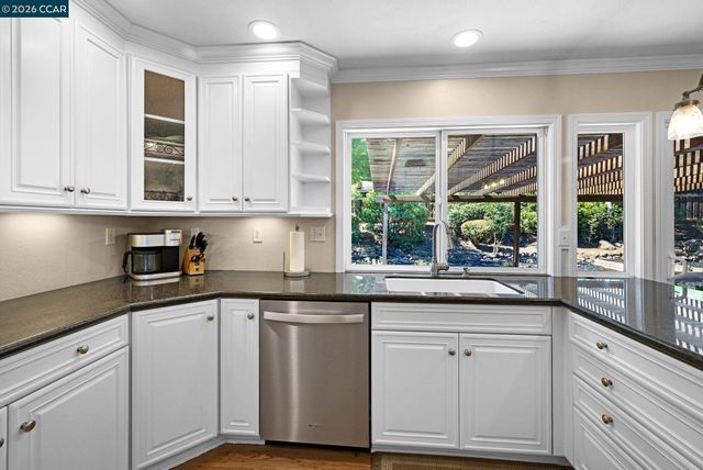 5706 Pepperridge Way, Concord, CA 94521