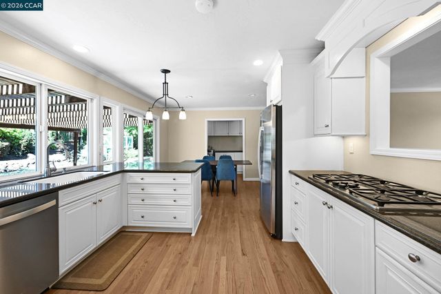 5706 Pepperridge Way, Concord, CA 94521