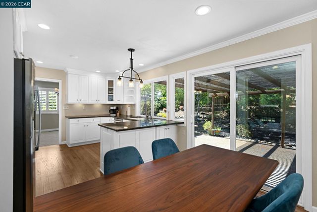 5706 Pepperridge Way, Concord, CA 94521