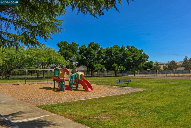 5706 Pepperridge Way, Concord, CA 94521