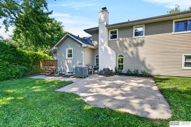 13629 Montclair Drive, Omaha, NE 68144