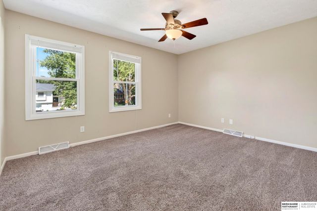 13629 Montclair Drive, Omaha, NE 68144