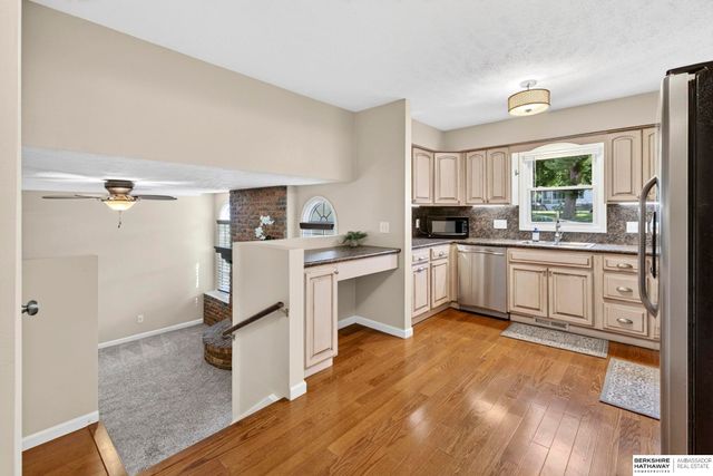 13629 Montclair Drive, Omaha, NE 68144