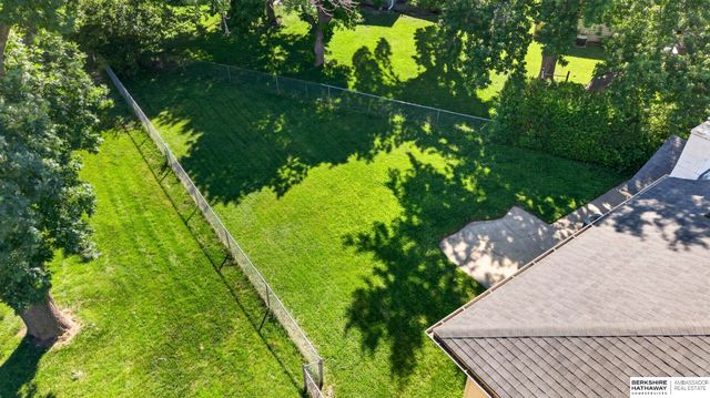 13629 Montclair Drive, Omaha, NE 68144