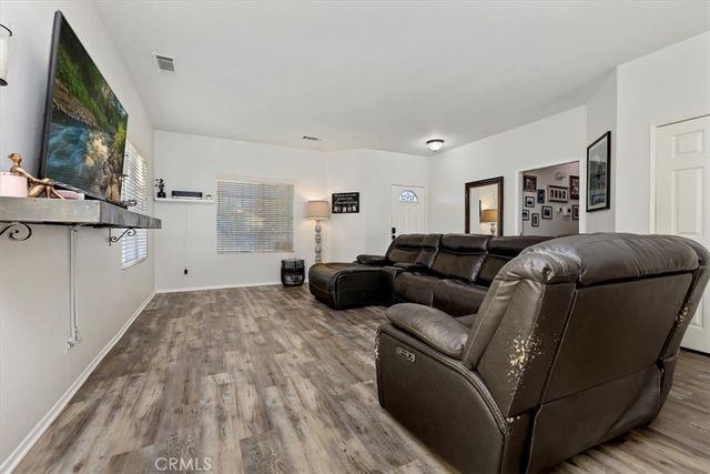 269 Coyote, Colton, CA 92324