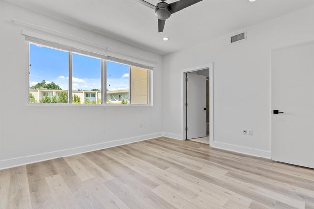 604 N Bluff DR 212, Austin, TX 78745