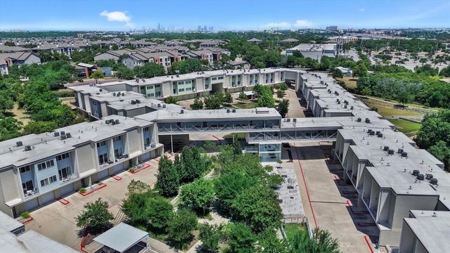 604 N Bluff DR 212, Austin, TX 78745
